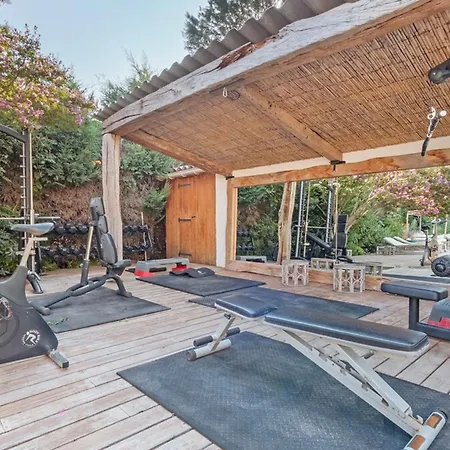 Villa - 250 M - 5 Bedrooms - Pool - St Tropez Gulf *