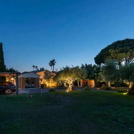 Villa Villa - 250 M - 5 Bedrooms - Pool - St Tropez Gulf Grimaud