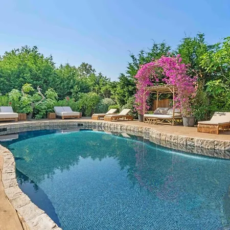 فيلة Villa - 250 M - 5 Bedrooms - Pool - St Tropez Gulf غريمو