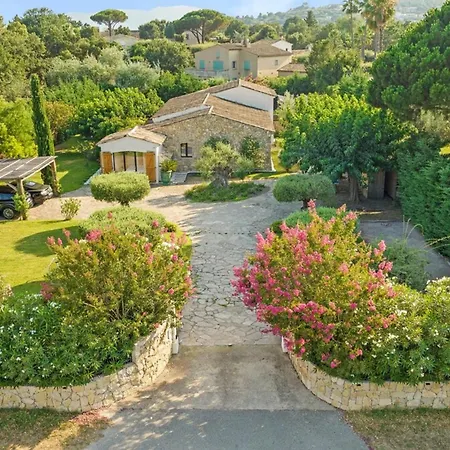 فيلة Villa - 250 M - 5 Bedrooms - Pool - St Tropez Gulf *