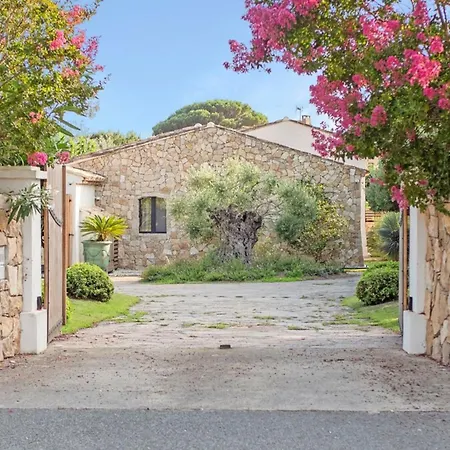 فيلة Villa - 250 M - 5 Bedrooms - Pool - St Tropez Gulf غريمو