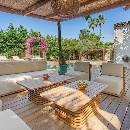 - 250 M - 5 Bedrooms - Pool - St Tropez Gulf