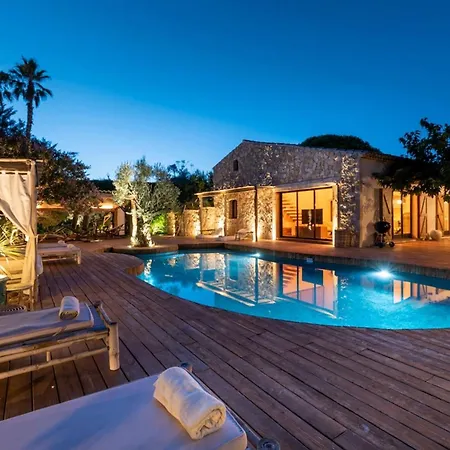 - 250 M - 5 Bedrooms - Pool - St Tropez Gulf * Grimaud